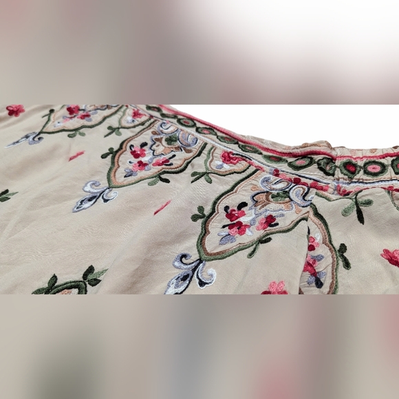 Democracy Women's Medium Beige Colorful Embroidered Huipil Off-Shoulder Blouse - Picture 4 of 9